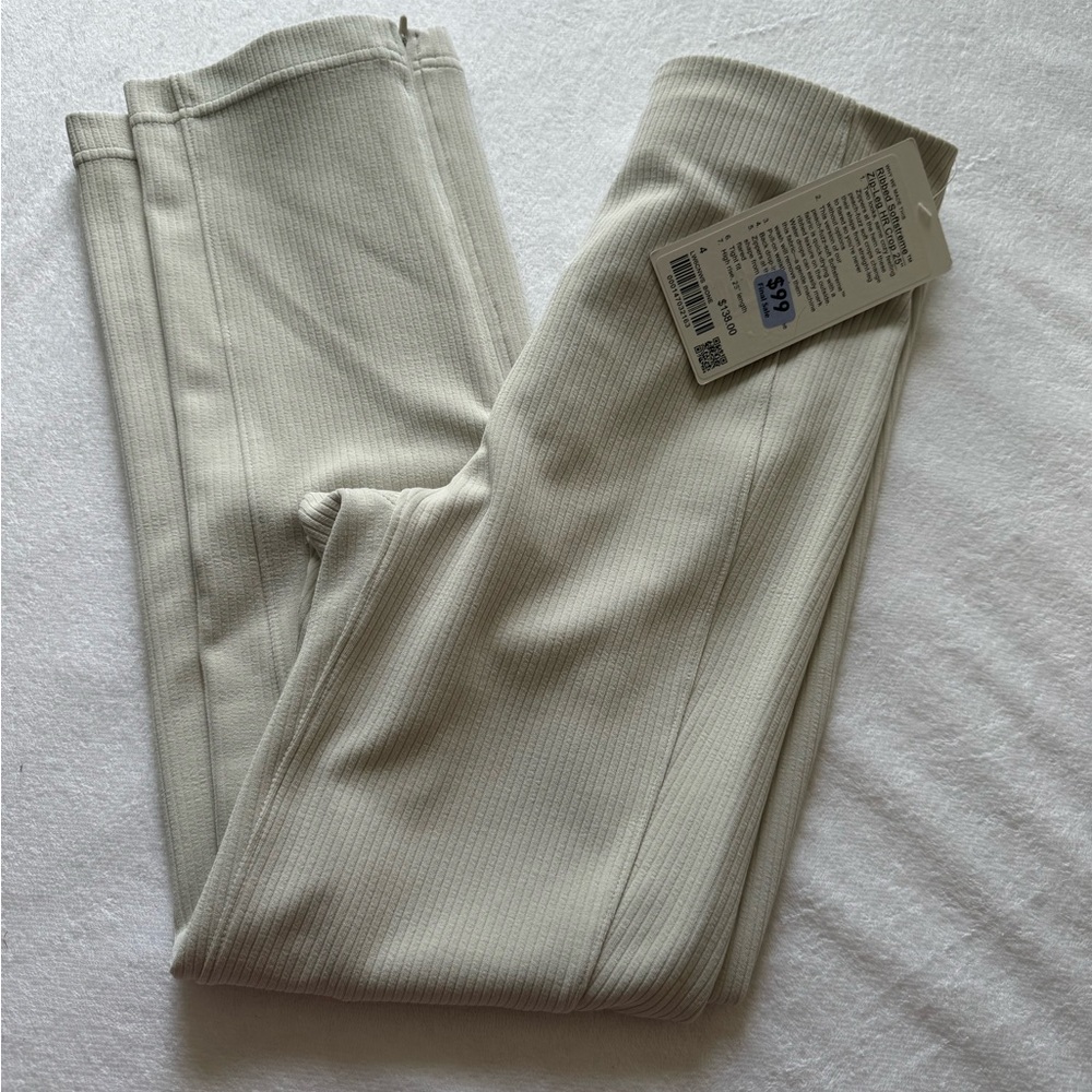 Lululemon Ribbed Softstreme Zip Leg High Rise Crop 25” Bone Color
